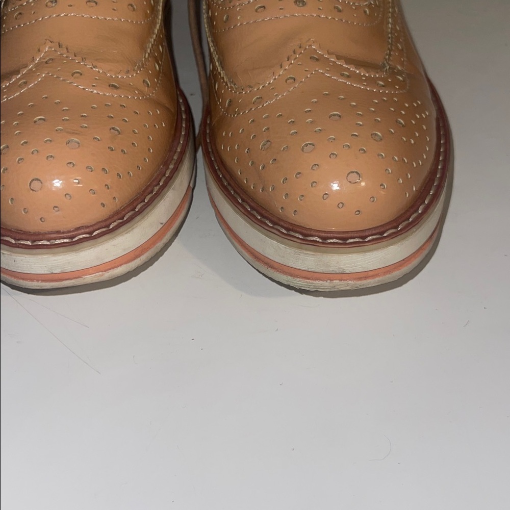 3/$15. Madden Girl G-Ritz Oxfords 5 1/2 - Picture 6 of 6